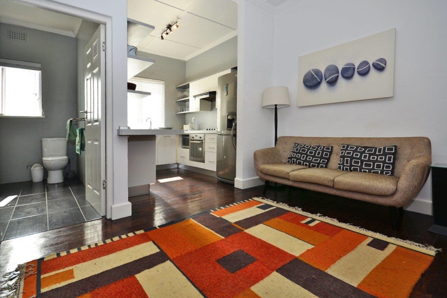 To Let 2 Bedroom Property for Rent in Sea Point Western Cape